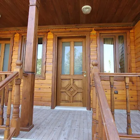 Elly's Homestay